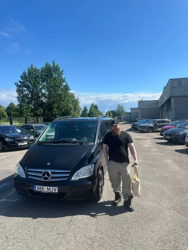 Autoco klient Mercedesega pärast auto üleandmist