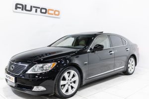 Lexus LS: LS 460