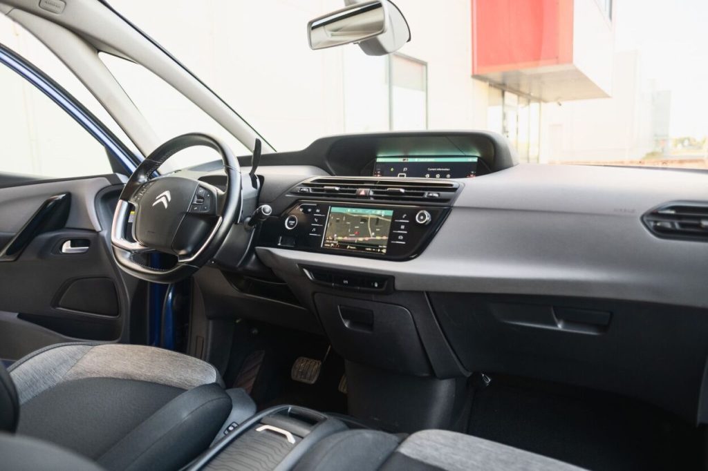 Citroen C4 Picasso: Grand C4 Picasso 2017 – фото 10