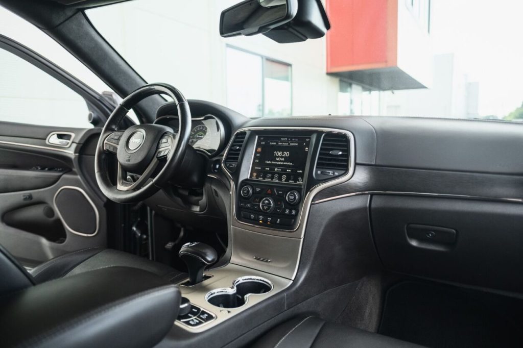 Jeep Grand Cherokee 2014 – foto 9
