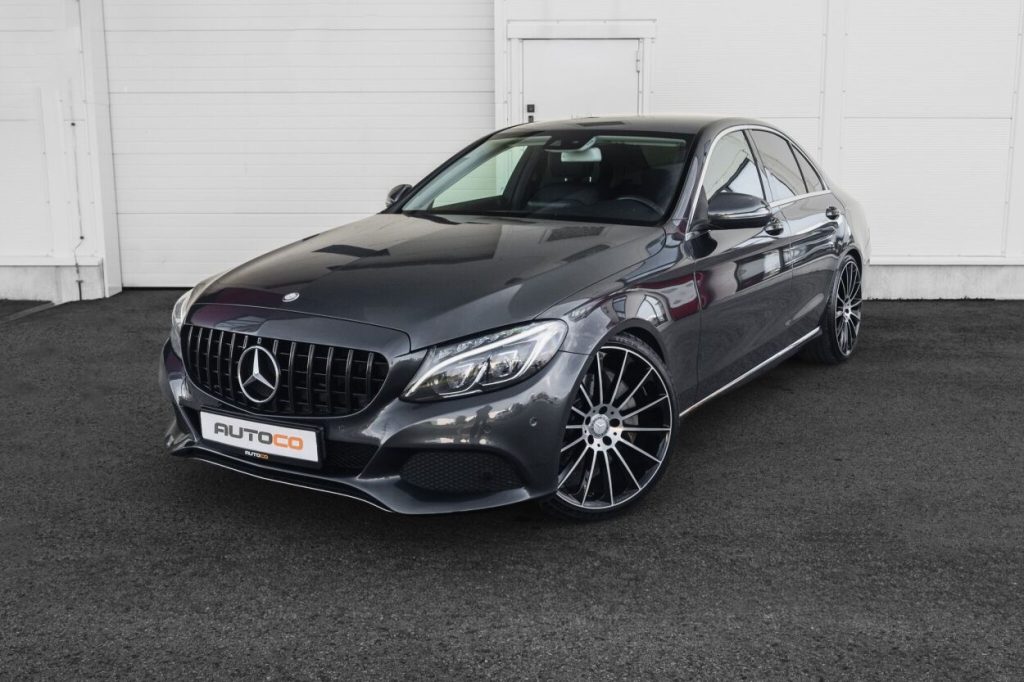 Mercedes-Benz C-klass: C 350 2015 – главное фото