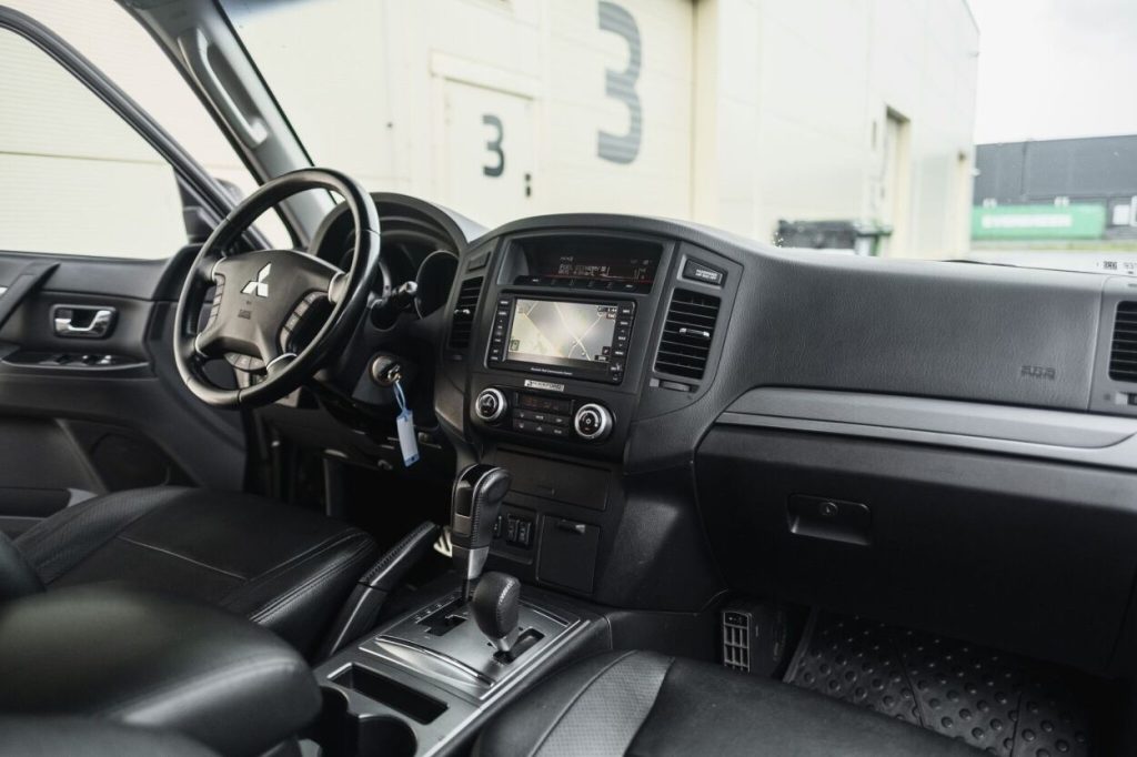 Mitsubishi Pajero 2012 – foto 9