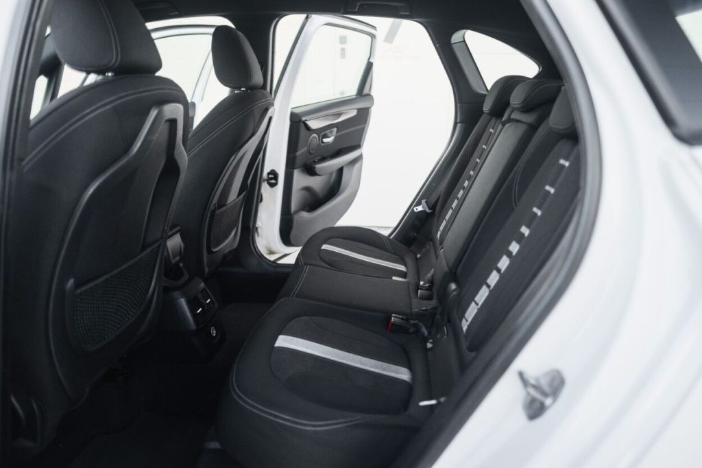 BMW 2. seeria: 218 2016 – photo 13