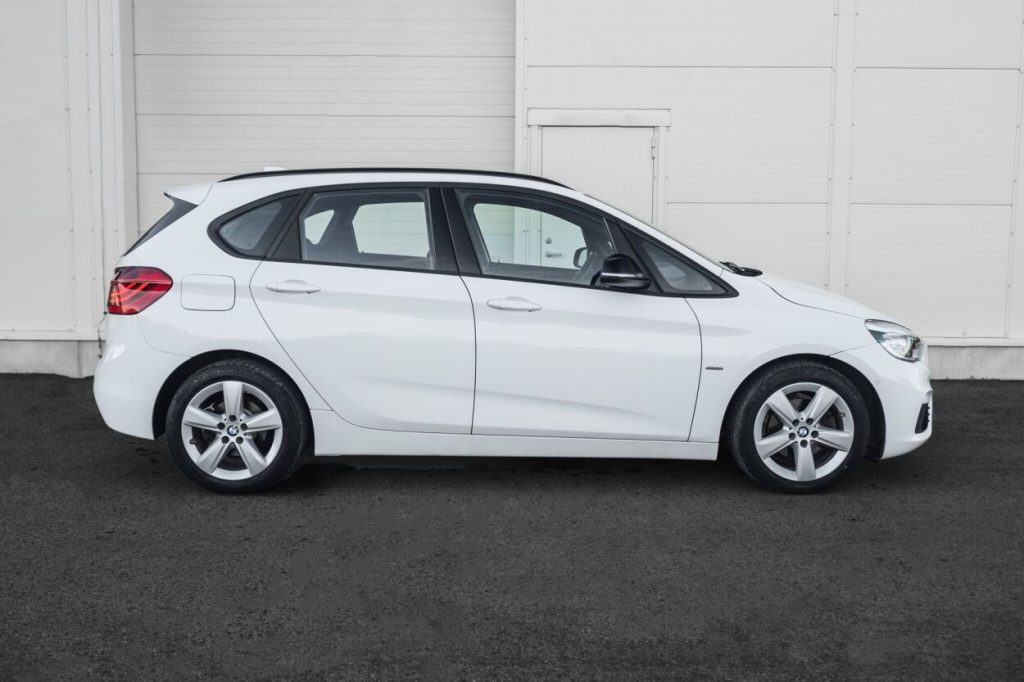 BMW 2. seeria: 218 2016 – photo 4