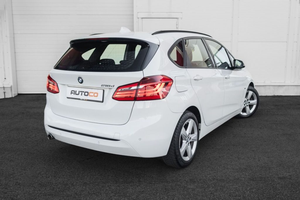 BMW 2. seeria: 218 2016 – photo 8