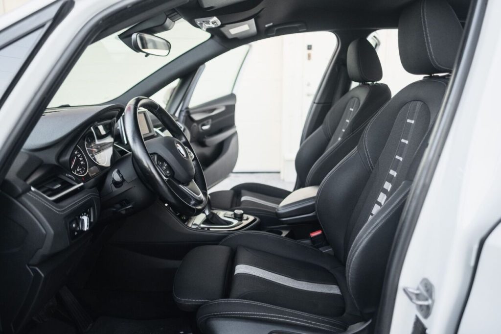 BMW 2. seeria: 218 2016 – photo 14