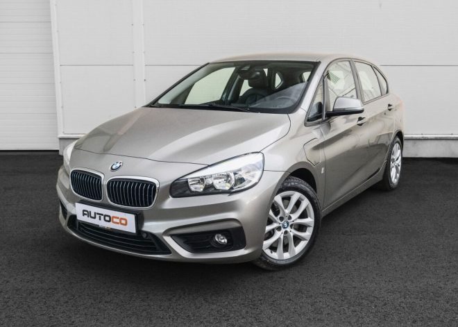 BMW 2. seeria: 225 2016 – main photo