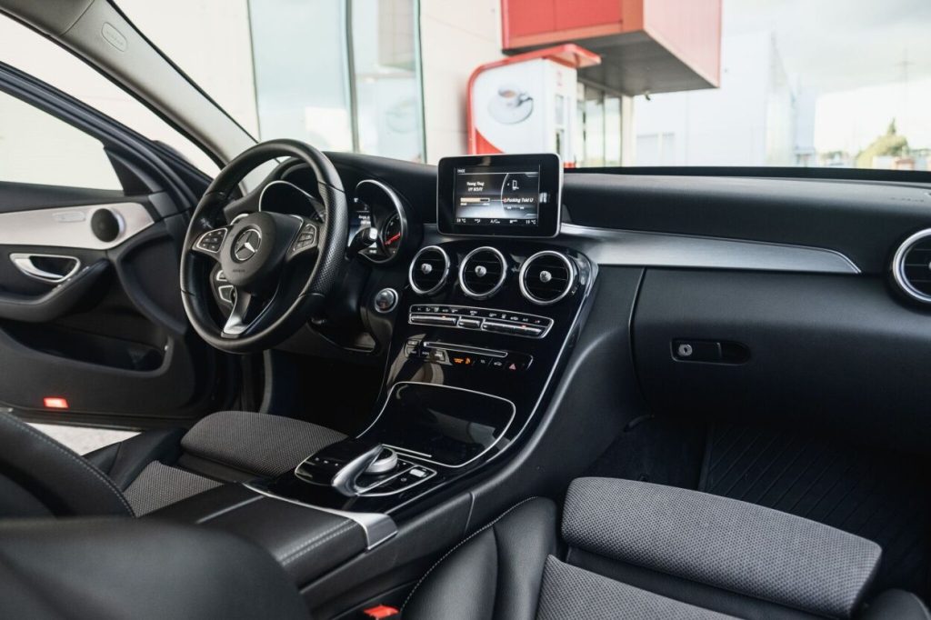 Mercedes-Benz C-klass: C 350 2016 – фото 9