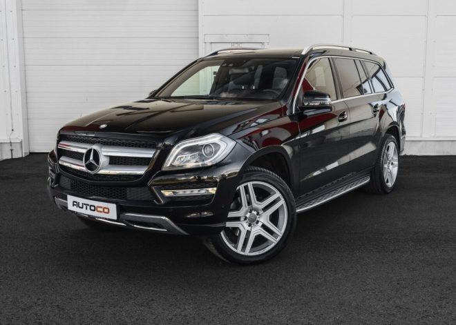 Mercedes-Benz GL-klass: GL 350 2013 – main photo