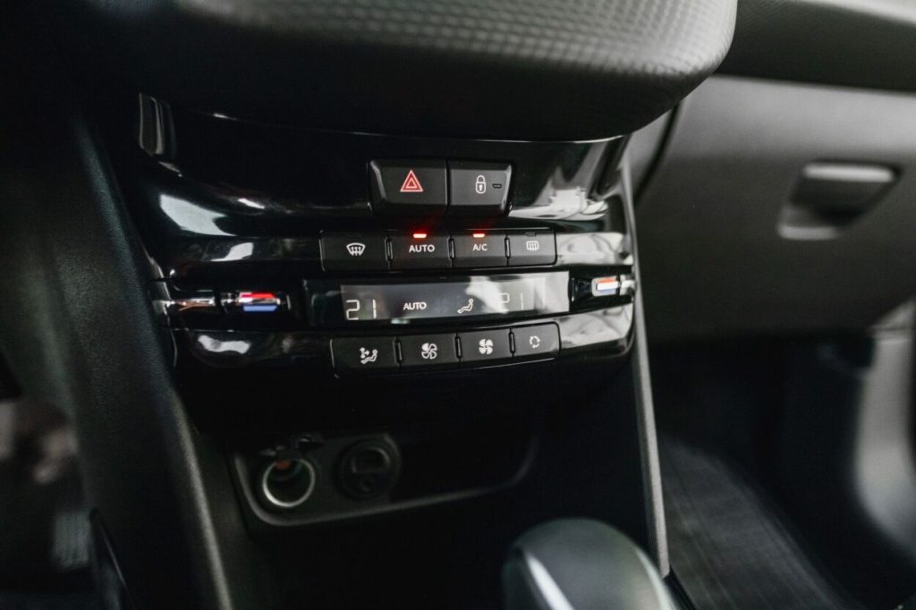 Peugeot 2008 2018 – photo 21
