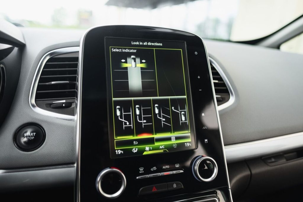 Renault Espace 2015 – foto 19