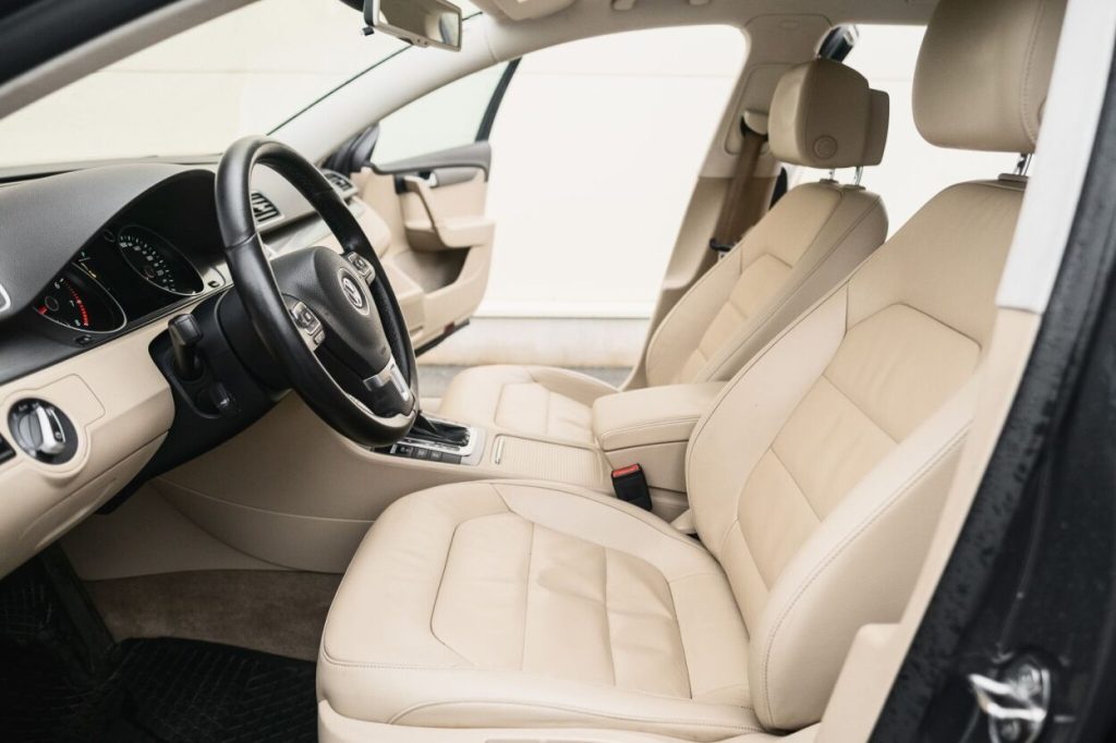 Volkswagen Passat 2011 – foto 13