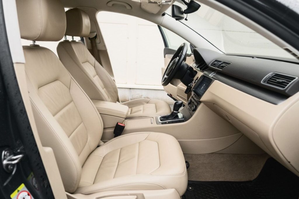 Volkswagen Passat 2011 – foto 10