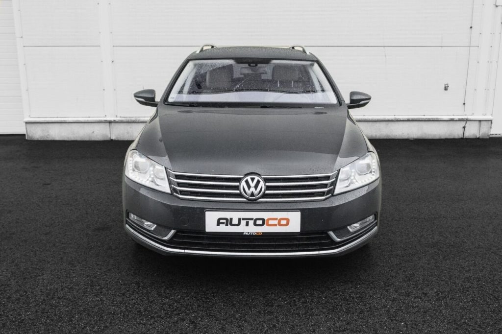 Volkswagen Passat 2011 – foto 2