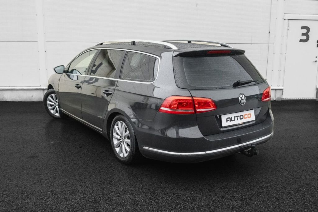 Volkswagen Passat 2011 – foto 6