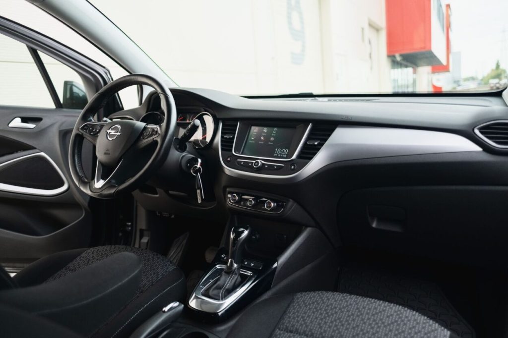Opel Crossland X 2017 – foto 9