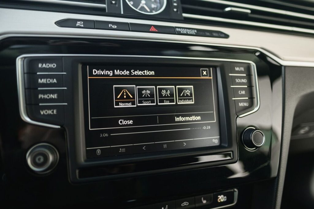 Volkswagen Passat 2015 – foto 28