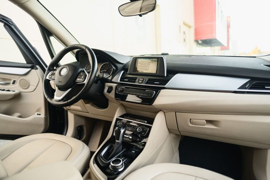 BMW 2. seeria: 225 2016 – photo 9